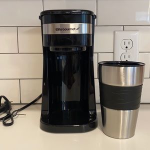 Elite Gourmet coffee maker w/ coffee cup